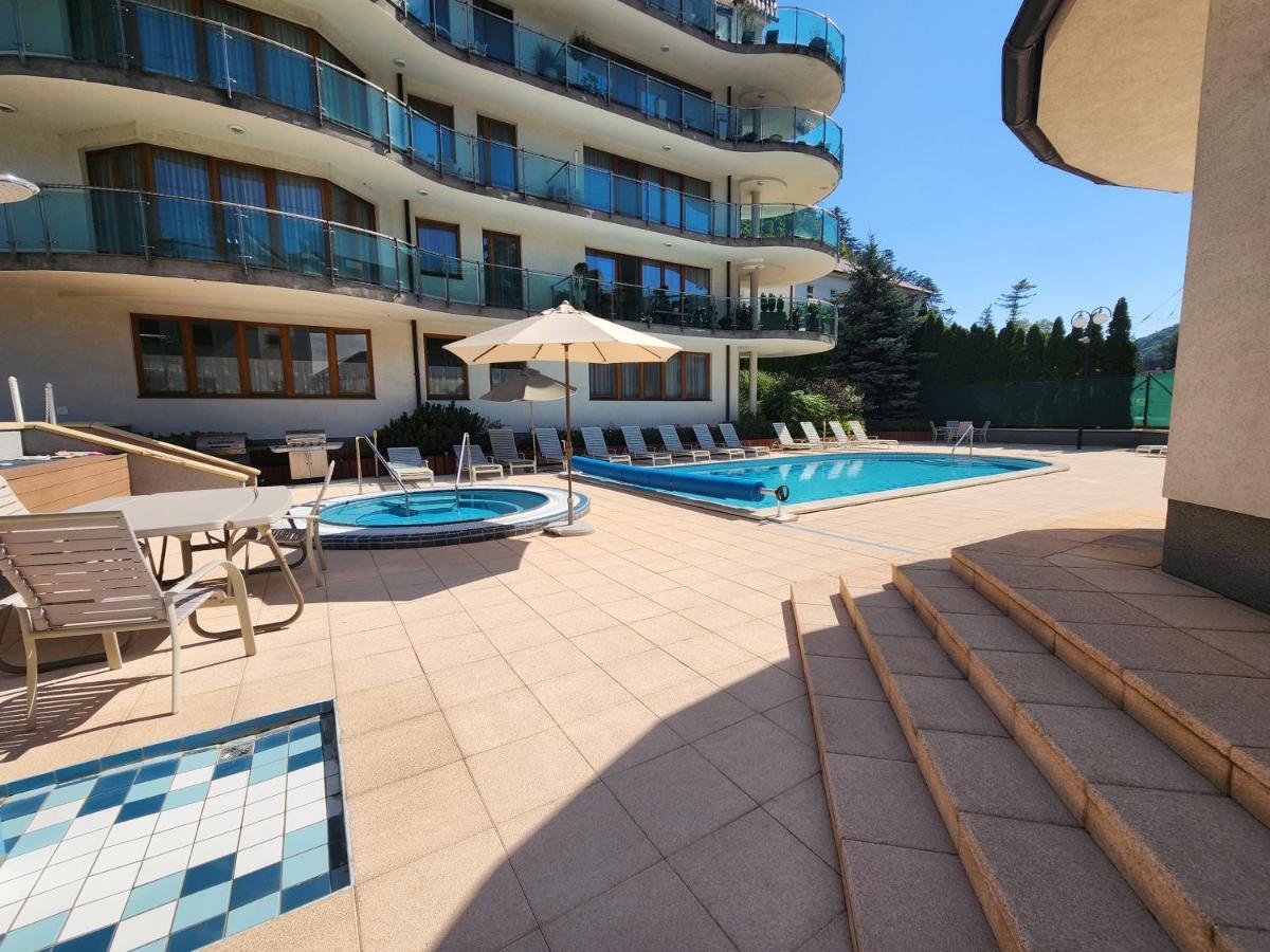 Kristoff Plaza Trencianske Teplice Appartement Trenčín Buitenkant foto